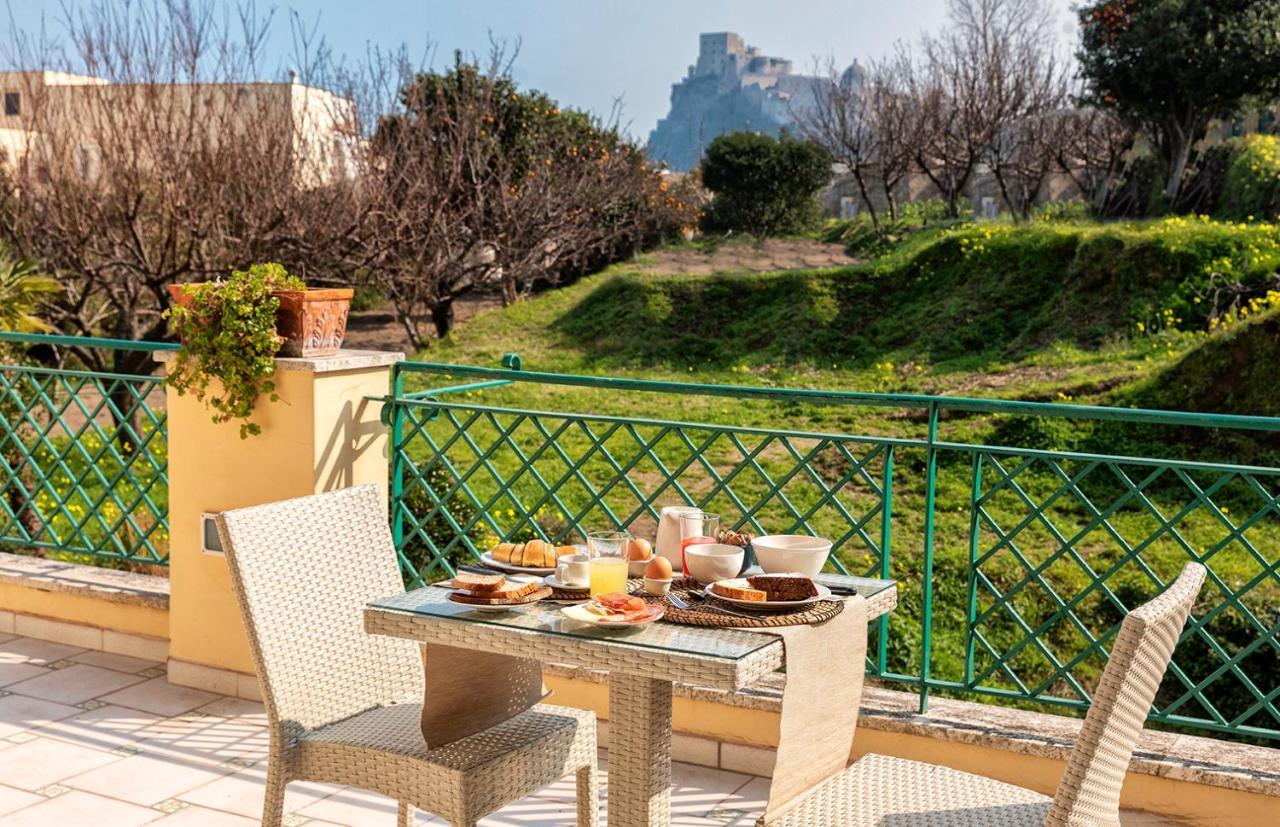 B&B Marcantonio - Ischia Ponte Eksteriør billede